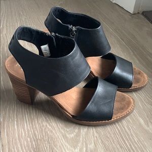TOMS Heels